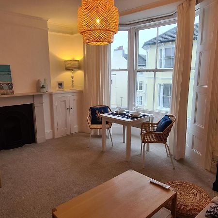 Centrally Located, Comfortable Apartment Near Station, Beach And North Laines Brighton Dış mekan fotoğraf