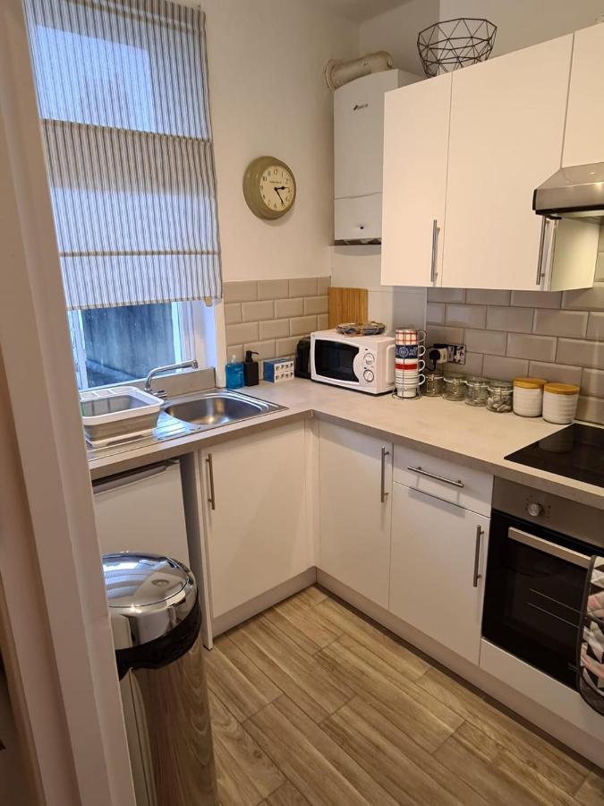 Centrally Located, Comfortable Apartment Near Station, Beach And North Laines Brighton Dış mekan fotoğraf